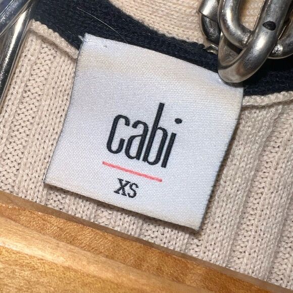 CAbi Radcliffe Cream/Navy Blue Button Cardigan size XS Gossip Girl Acadamia - Picture 7 of 7